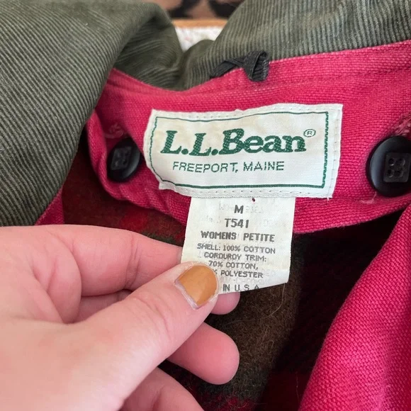 Vintage 90s flannel lined LLbean chore coat red green corduroy barn coat jacket - Picture 5 of 5